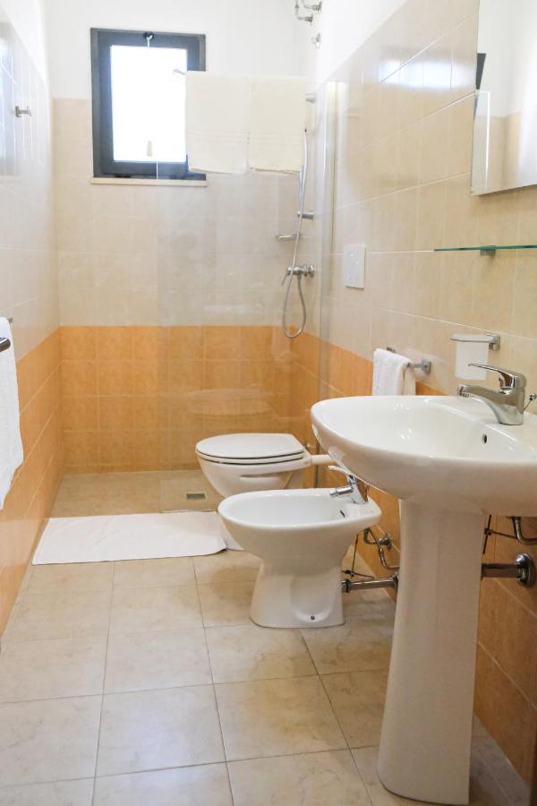 Terra D'Otranto Bed & Breakfast Uggiano La Chiesa Dış mekan fotoğraf