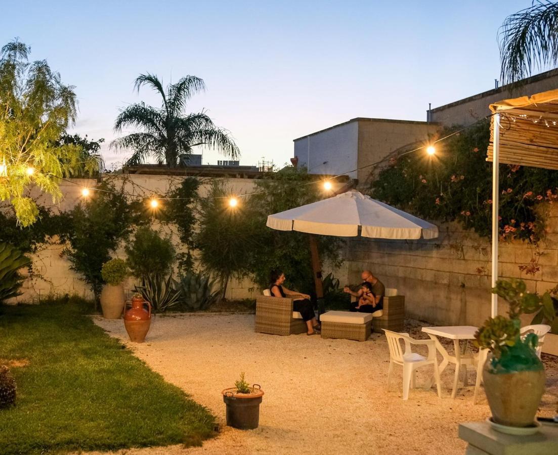 Terra D'Otranto Bed & Breakfast Uggiano La Chiesa Dış mekan fotoğraf